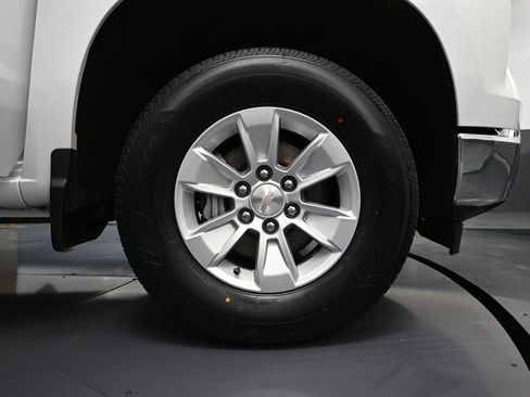 Used 2023 Chevrolet Silverado 1500 LT image 18