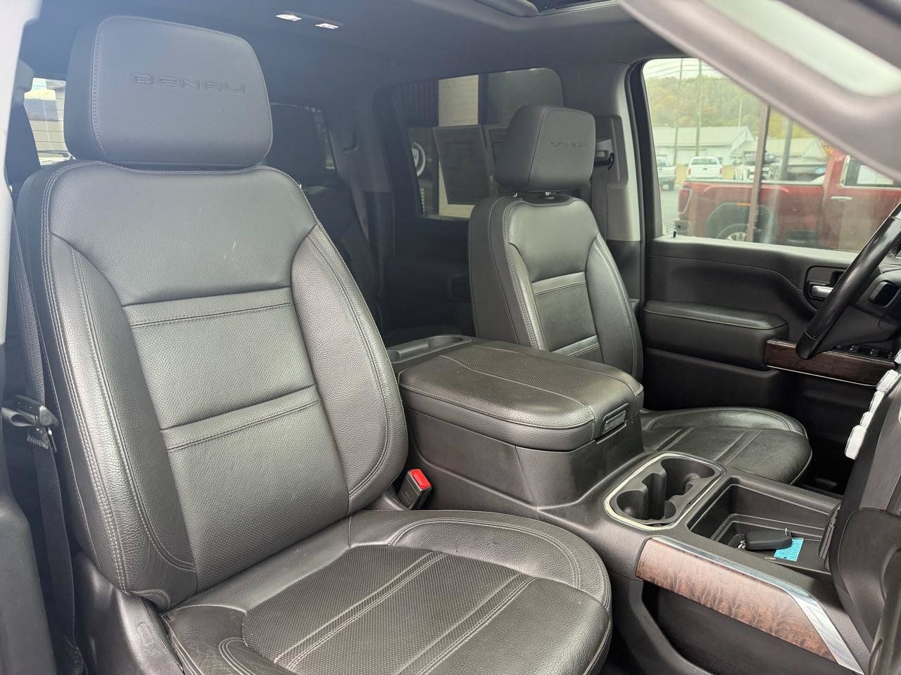 Used 2023 GMC Sierra 2500 Denali w/ Denali Ultimate Package AWD/4WD image 18