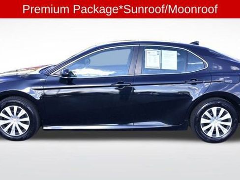 Used 2018 Toyota Camry LE w/ Audio Package image 2