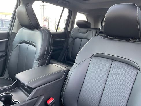 New 2024 Jeep Grand Cherokee Limited 4xe w/ Luxury Tech Group II image 18