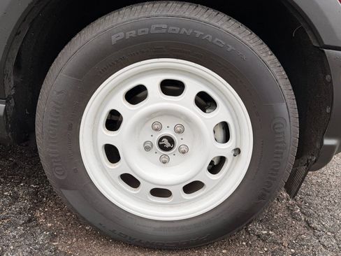 Used 2025 Ford Bronco Sport Heritage w/ Convenience Package image 9