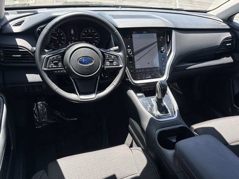Used 2025 Subaru Outback Premium AWD/4WD image 6