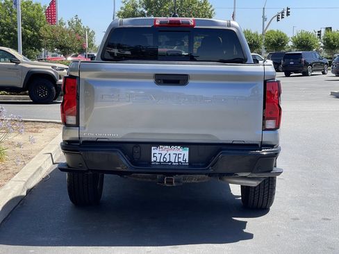 Used 2025 Chevrolet Colorado W/T AWD/4WD image 6