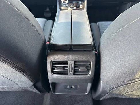 Certified 2023 Nissan Rogue SV AWD/4WD image 29