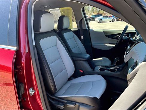 Used 2020 Chevrolet Equinox Premier w/ LPO, Floor Liner Package image 7