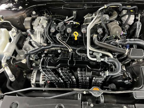 Used 2024 Nissan Altima 2.5 SL image 35