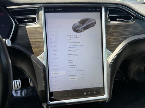Used 2015 Tesla Model S P85D image 13