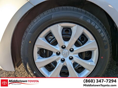 Certified 2024 Toyota Corolla LE image 9