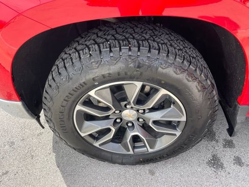 Used 2024 Chevrolet Silverado 1500 LT image 31