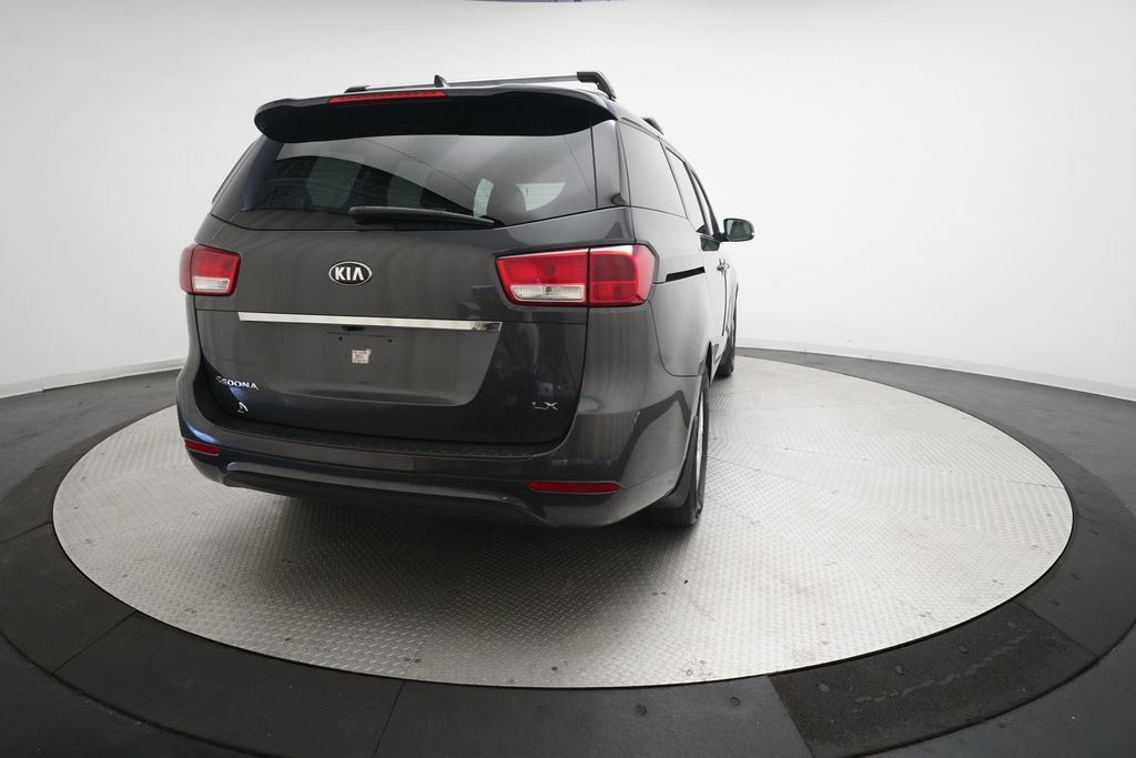 Used 2016 Kia Sedona LX FWD image 14