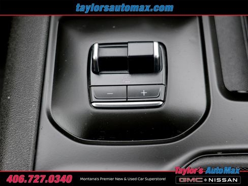 Used 2024 GMC Sierra 3500 AT4 w/ AT4 Premium Plus Package image 28