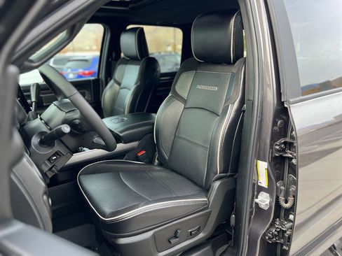 Used 2025 RAM 2500 Laramie image 22