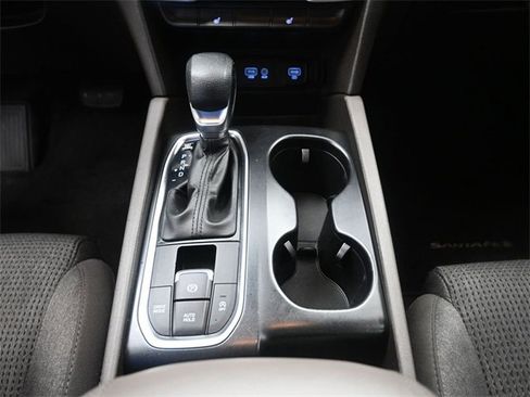 Used 2020 Hyundai Santa Fe SEL image 13