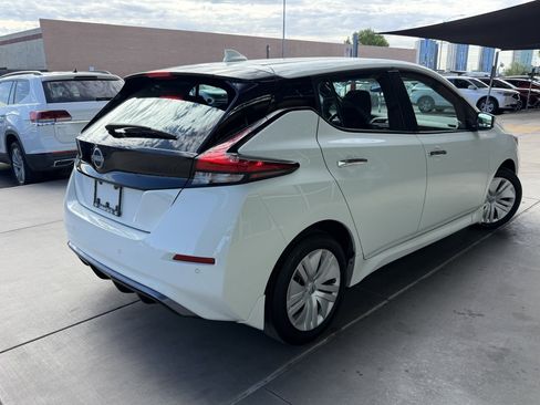 Used 2025 Nissan Leaf S FWD image 4