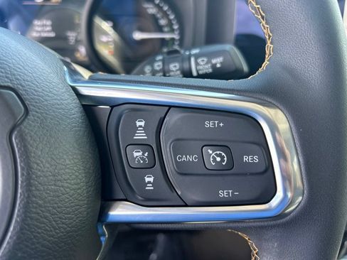 Used 2024 Jeep Wrangler Unlimited Sahara w/ Safety Group AWD/4WD image 43