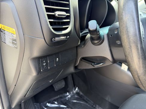 Used 2019 Kia Soul + FWD image 24
