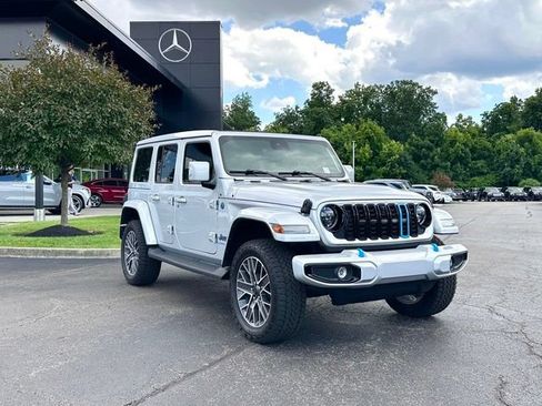 Used 2024 Jeep Wrangler High Altitude AWD/4WD image 1