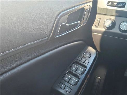 Used 2019 Chevrolet Tahoe Premier w/ Premier Plus Edition image 26