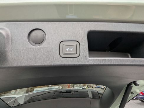 New 2026 Chevrolet Equinox ACTIV w/ Convenience Package III image 48