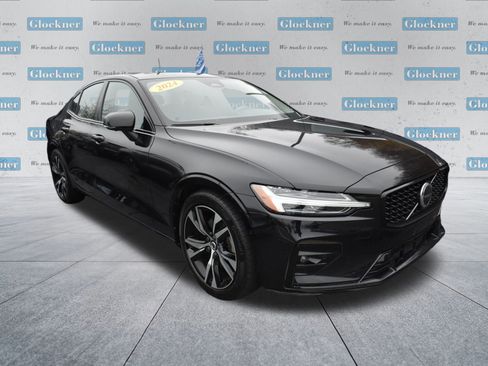 Used 2024 Volvo S60 B5 Plus image 3