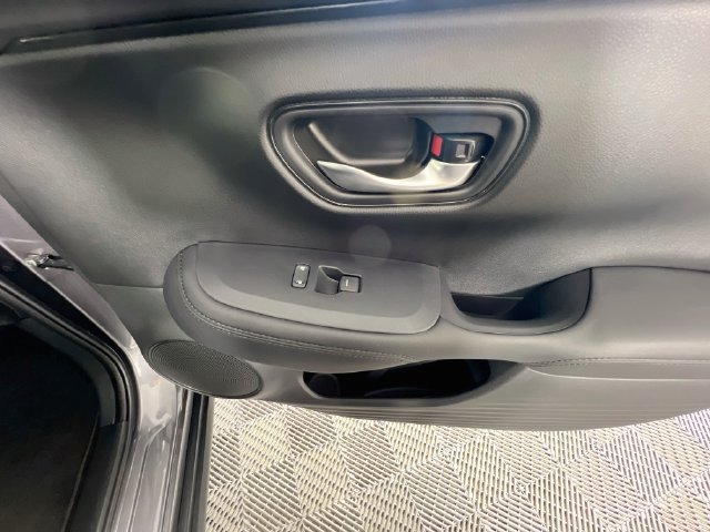 Used 2027 Honda HR-V LX image 30