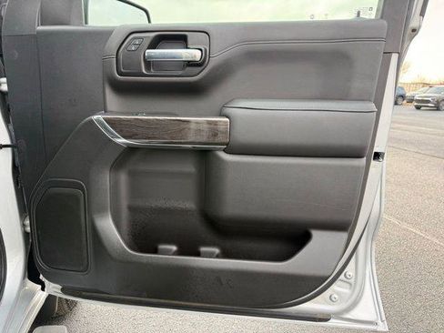 Used 2021 Chevrolet Silverado 1500 LTZ image 39