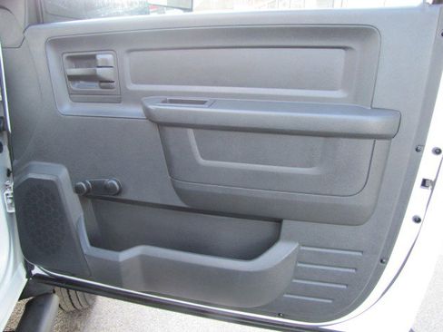 Used 2012 RAM 5500 SLT w/ Max Tow Pkg image 24