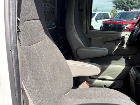 Used 2019 Chevrolet Express 2500 w/ Driver Convenience Package RWD image 14