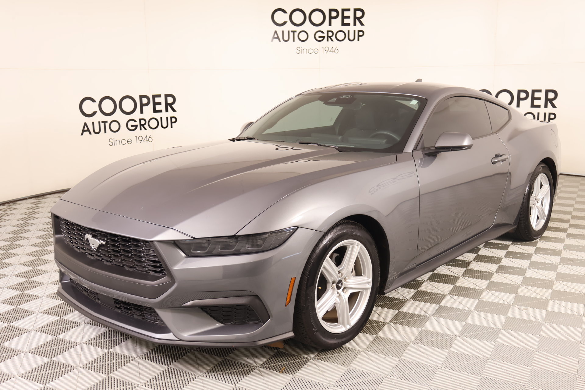 Used 2026 Ford Mustang Coupe RWD image 9