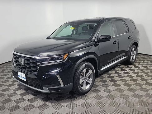 Certified 2025 Honda Pilot EX-L image 13