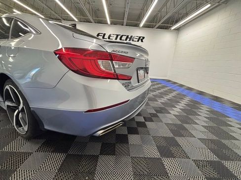 Used 2022 Honda Accord Sport image 8