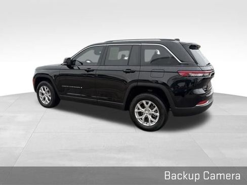 Used 2023 Jeep Grand Cherokee Limited AWD/4WD image 10