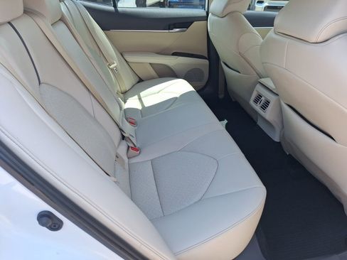 Used 2024 Toyota Camry XLE FWD image 29