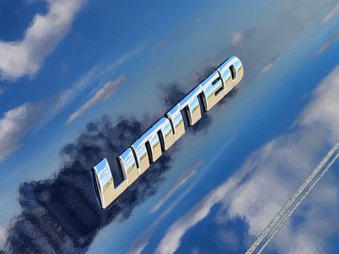 Used 2022 Toyota 4Runner Limited image 19