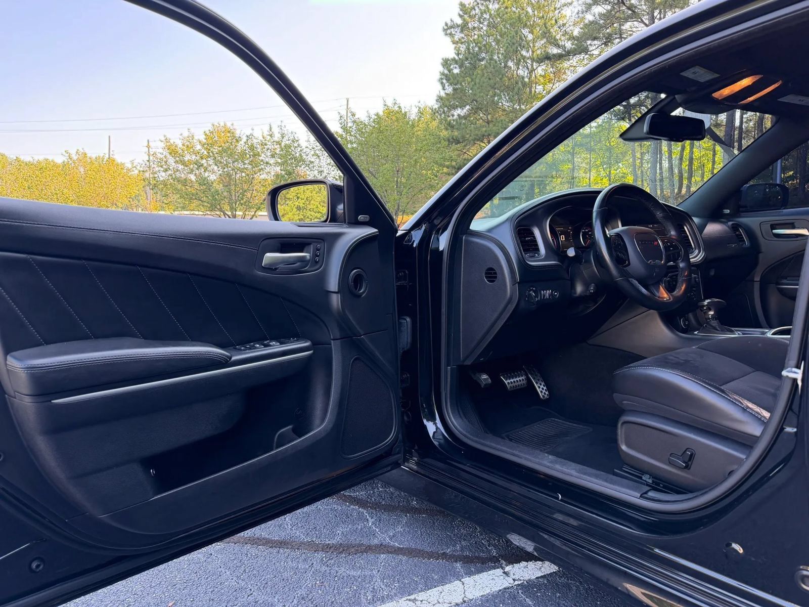 Used 2019 Dodge Charger Scat Pack w/ Plus Group RWD image 17