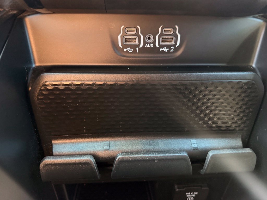 Used 2023 RAM 1500 Laramie AWD/4WD image 34