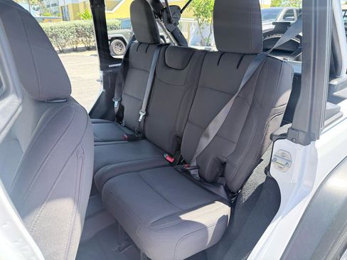 Used 2023 Jeep Wrangler Unlimited Sport image 14