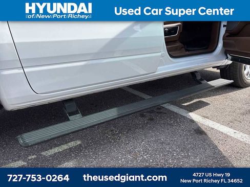 Used 2021 RAM 1500 Limited image 9