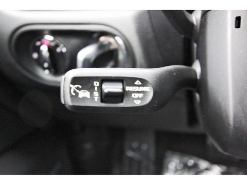 Used 2021 Porsche Macan S AWD/4WD image 18