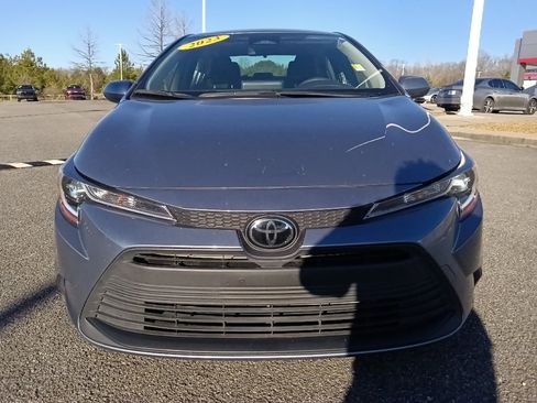 Used 2023 Toyota Corolla LE image 8