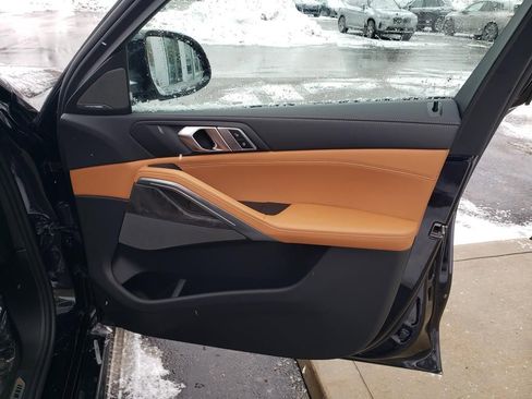 New 2026 BMW X6 xDrive40i w/ Climate Comfort Package image 20