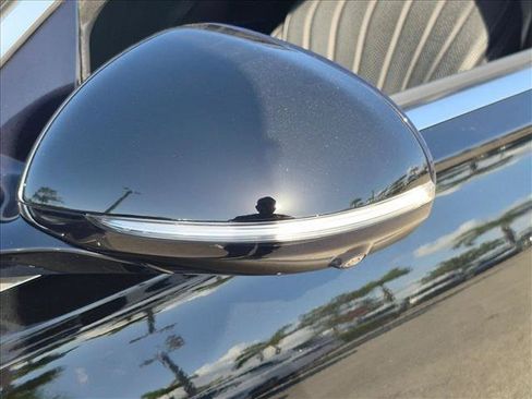 Used 2023 Mercedes-Benz S 500 4MATIC image 9