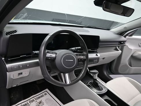 Used 2024 Hyundai Kona SEL image 13