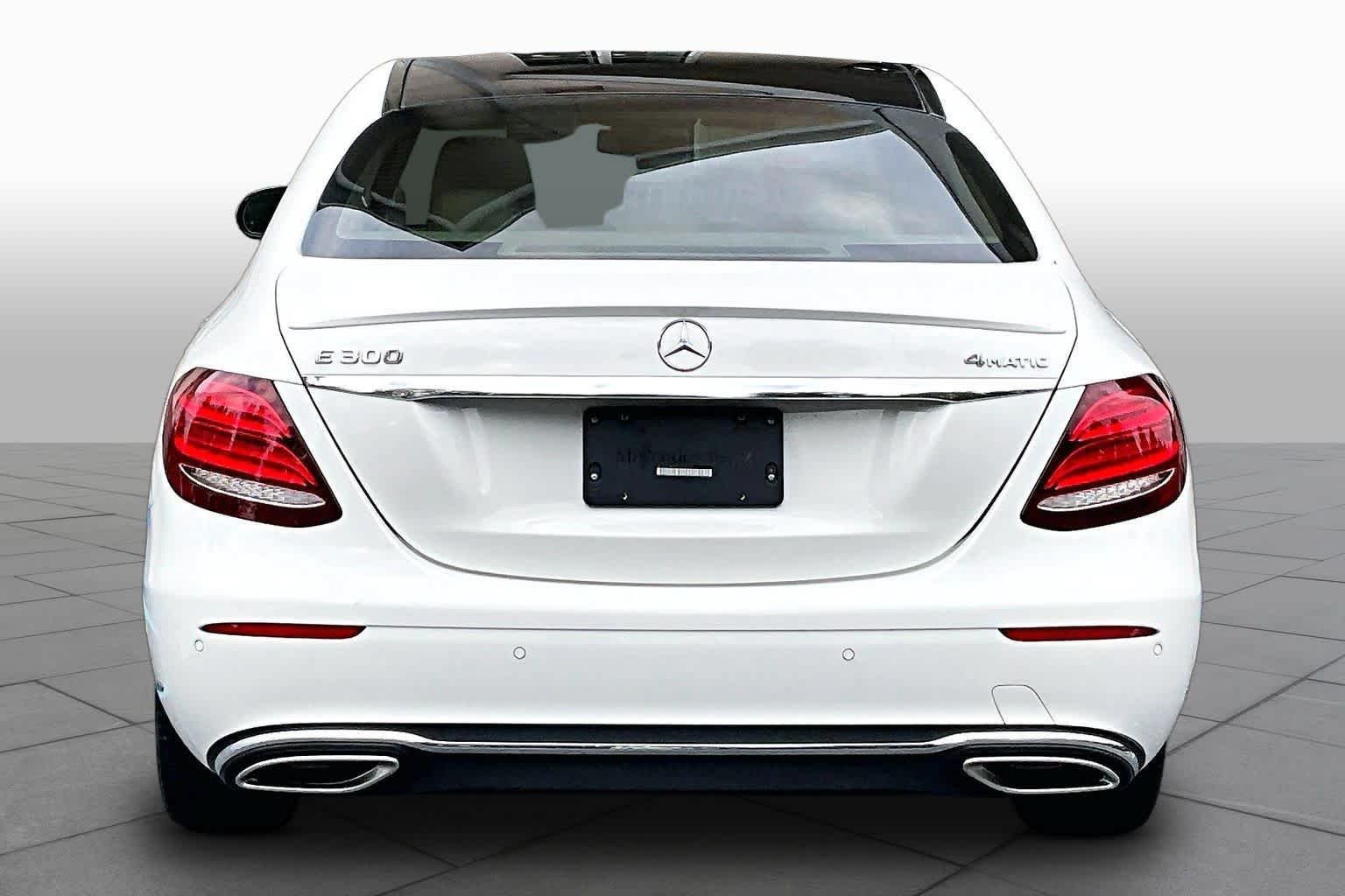 Used 2019 Mercedes-Benz E 300 4MATIC image 4