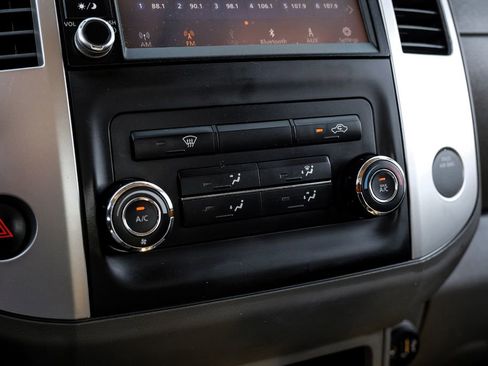 Used 2019 Nissan Frontier S image 21