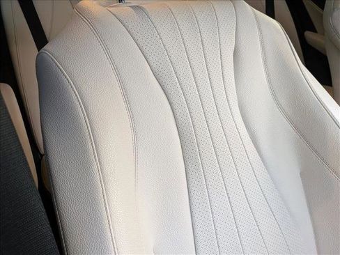 Used 2018 Mercedes-Benz E 300 w/ Premium 1 Package image 19