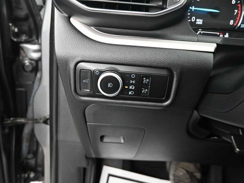 Used 2023 Ford Explorer XLT w/ Equipment Group 202A image 17