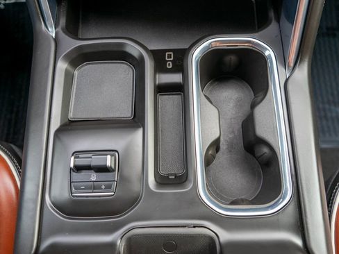 Used 2024 GMC Sierra 3500 Denali Ultimate image 28