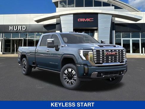 New 2026 GMC Sierra 3500 Denali w/ Denali Reserve Package AWD/4WD image 8