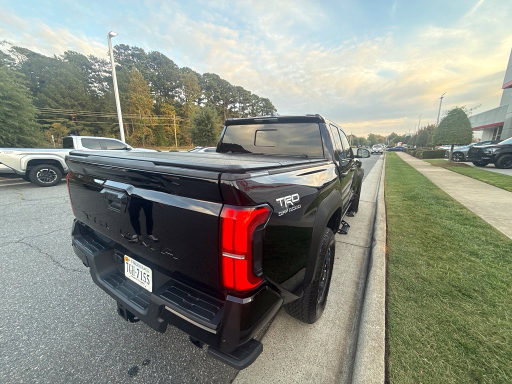 Used 2024 Toyota Tacoma TRD Off-Road w/ TRD Off Road Upgrade Package AWD/4WD image 5